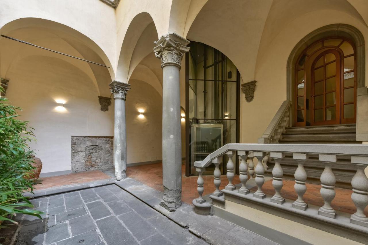 Tiziano Big Penthouse In The Oltrarno Apartment Florence Exterior photo