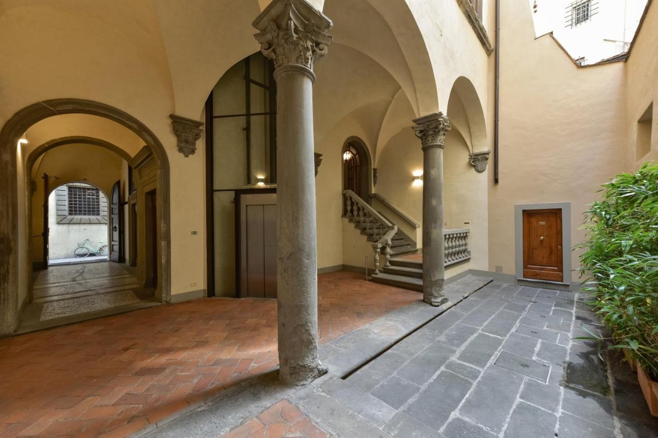 Tiziano Big Penthouse In The Oltrarno Apartment Florence Exterior photo